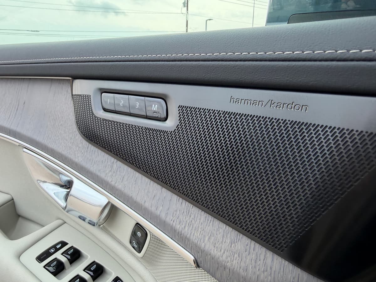 2026 Volvo XC90 - Image 18