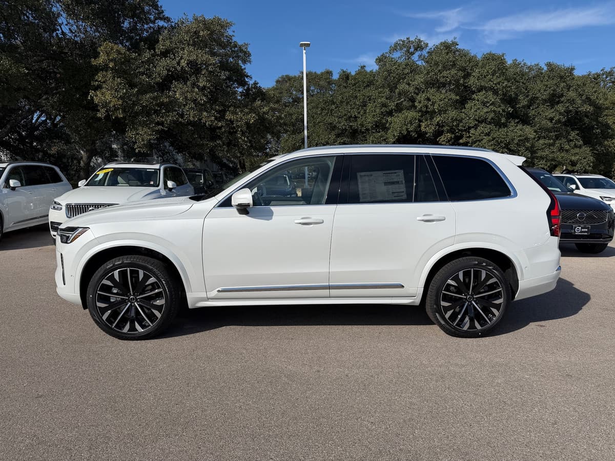 2026 Volvo XC90 - Image 3