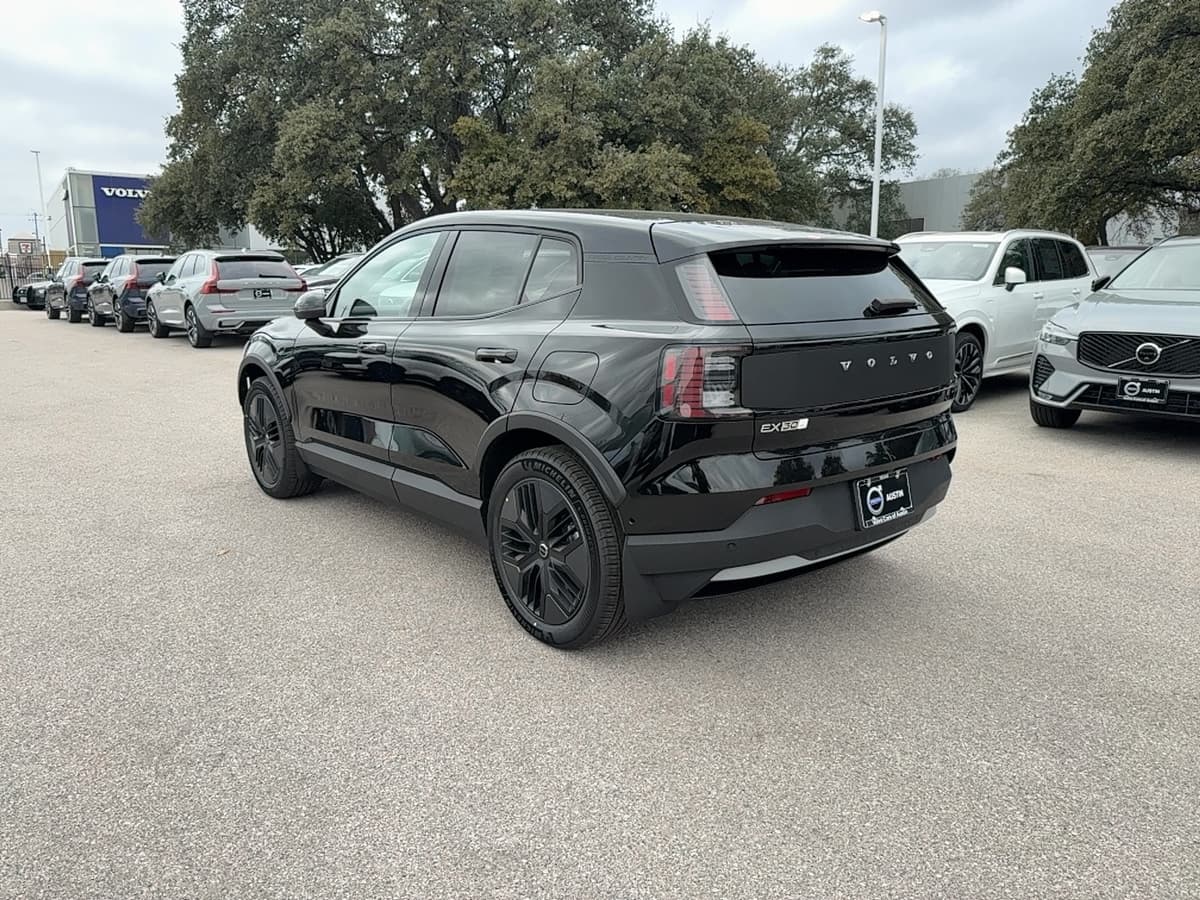 2026 Volvo EX30 Cross Country - Image 4