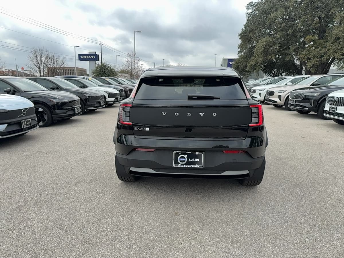 2026 Volvo EX30 Cross Country - Image 5
