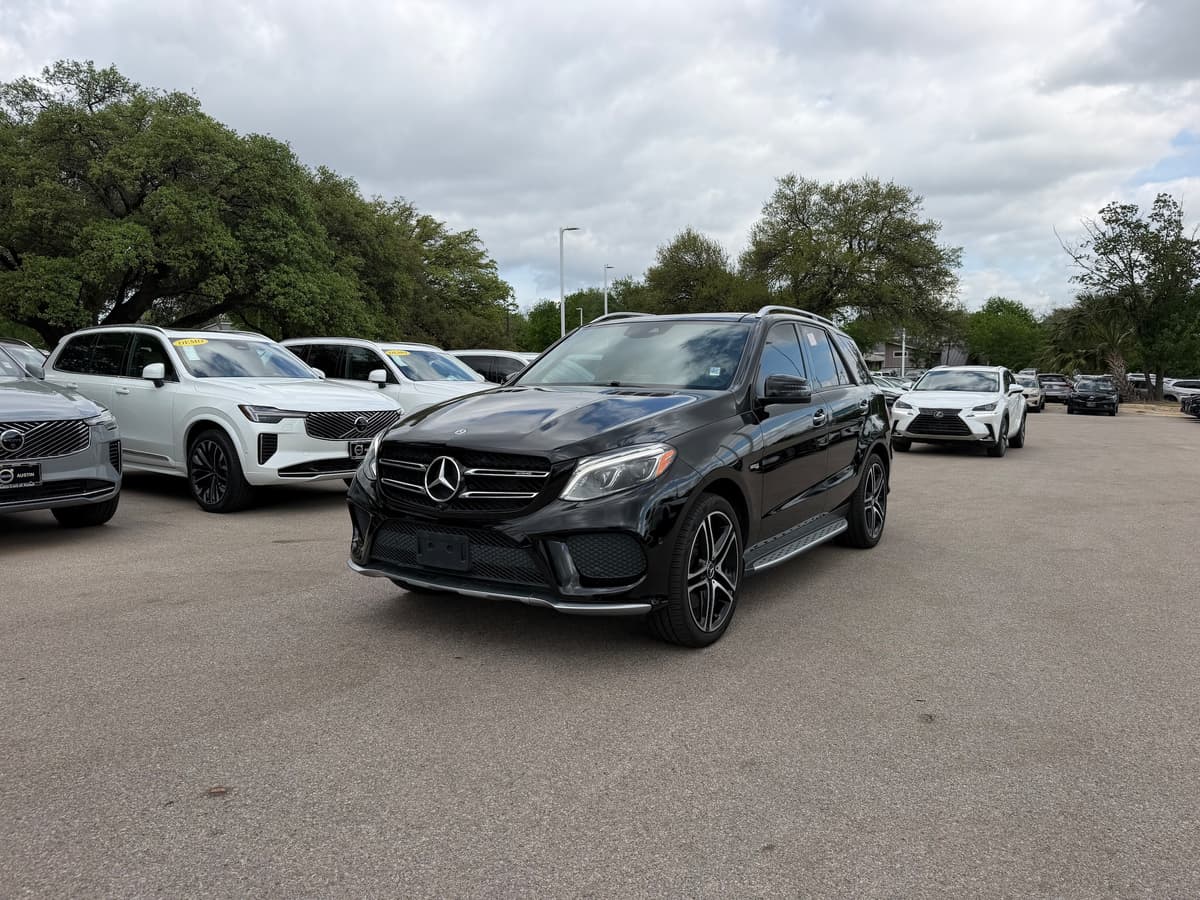 2019 Mercedes-Benz AMG GLE 43 - Image 2
