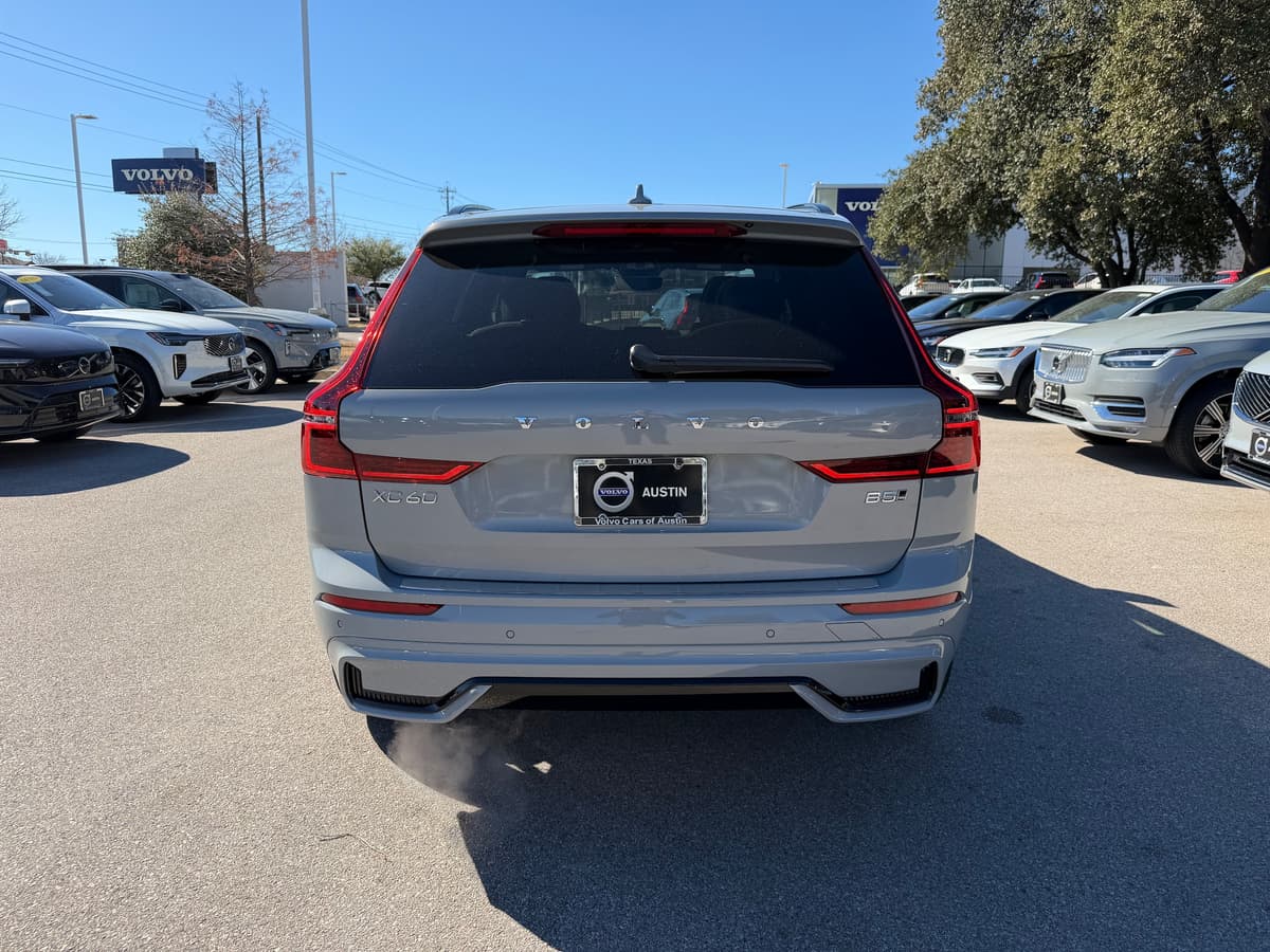 2026 Volvo XC60 - Image 5