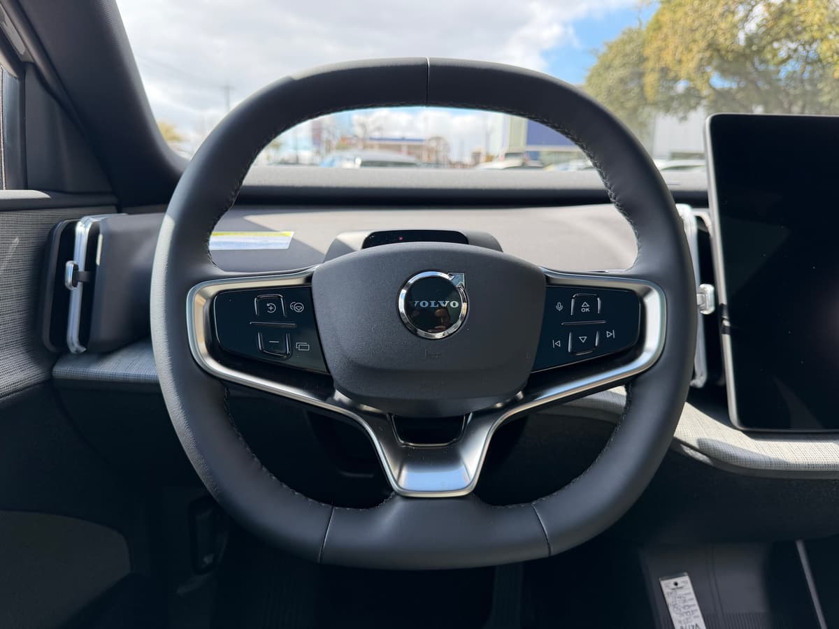 2026 Volvo EX30 Cross Country - Image 15