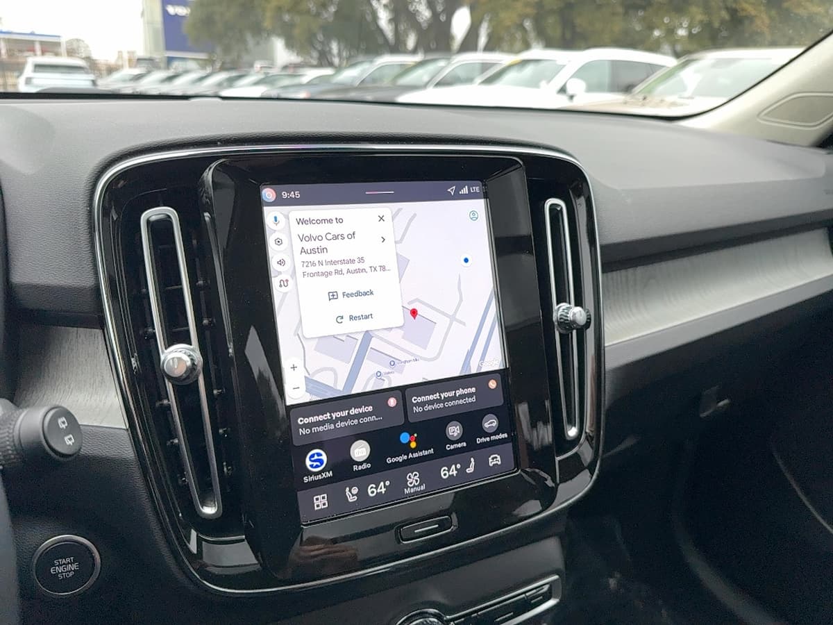 2026 Volvo XC40 - Image 20