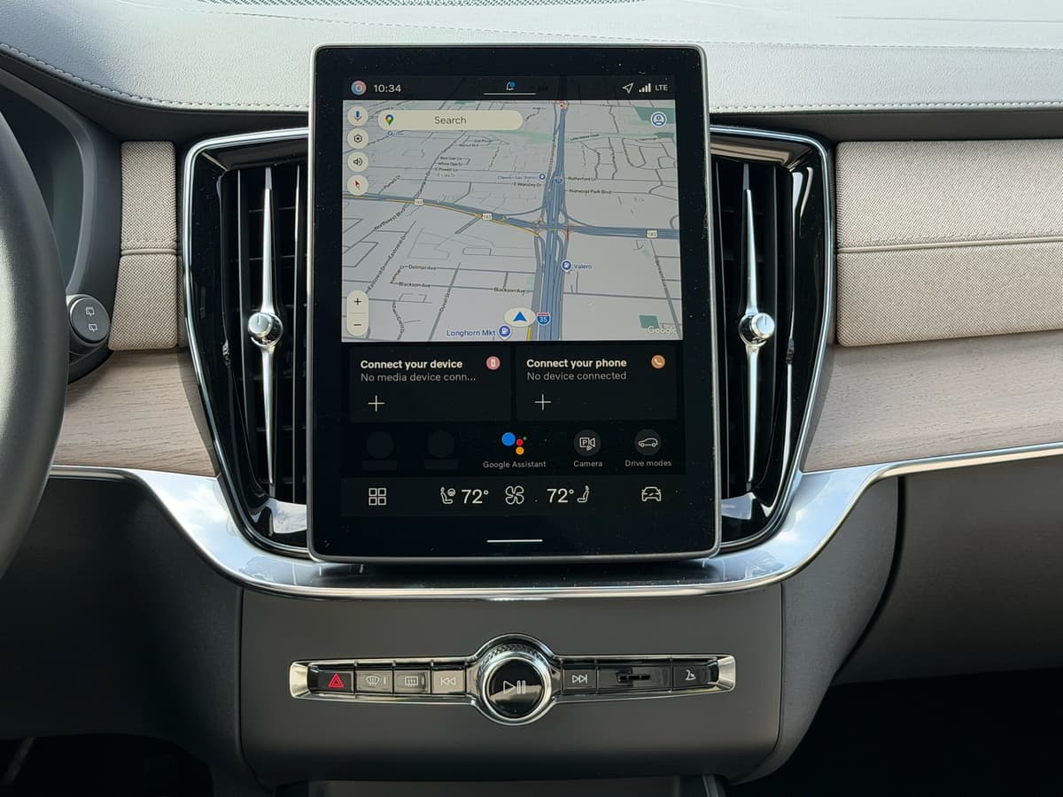 2026 Volvo XC90 - Image 13