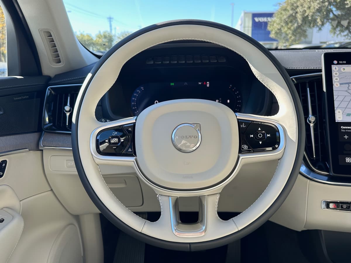 2026 Volvo XC90 - Image 15