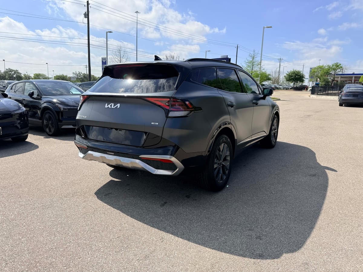 2025 Kia Sportage Hybrid - Image 5