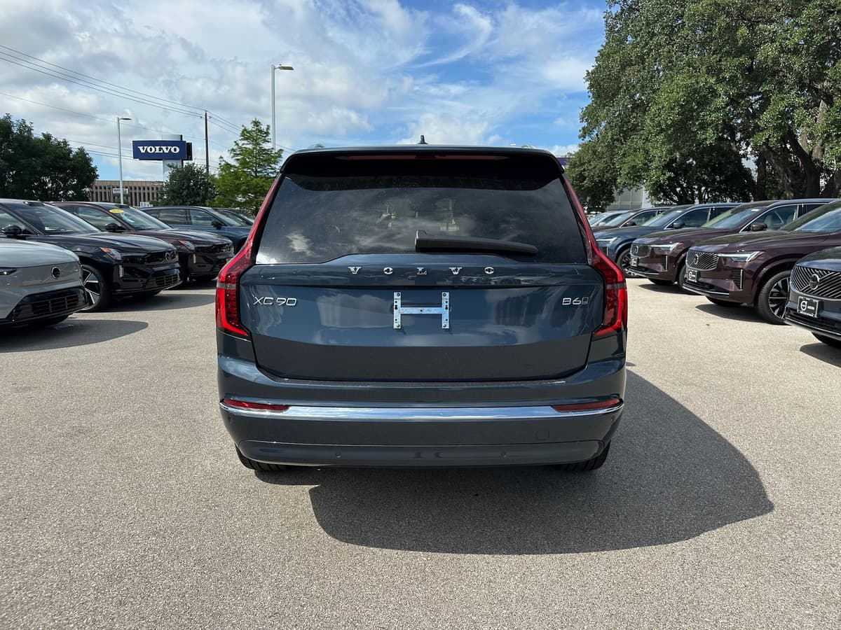 2026 Volvo XC90 - Image 5