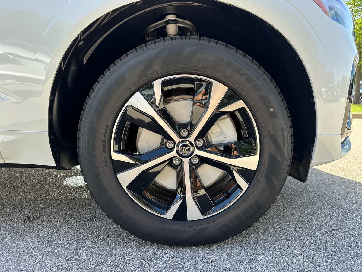 2026 Volvo XC60 - Image 7