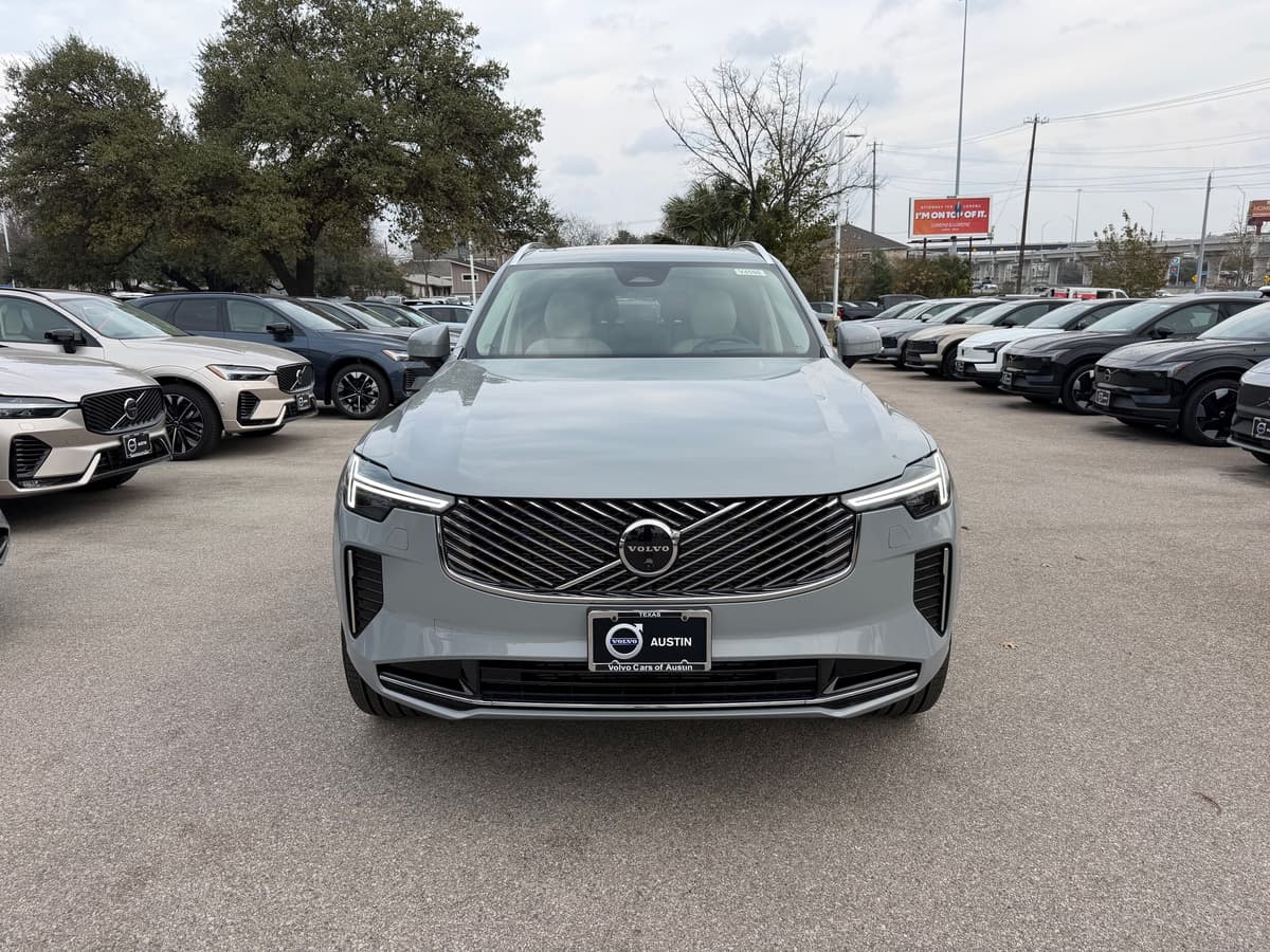 2026 Volvo XC90 - Image 6