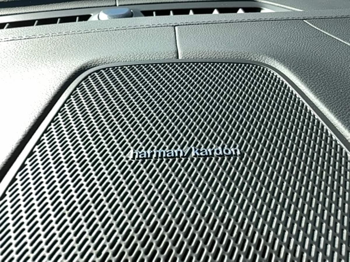 2026 Volvo XC60 - Image 26