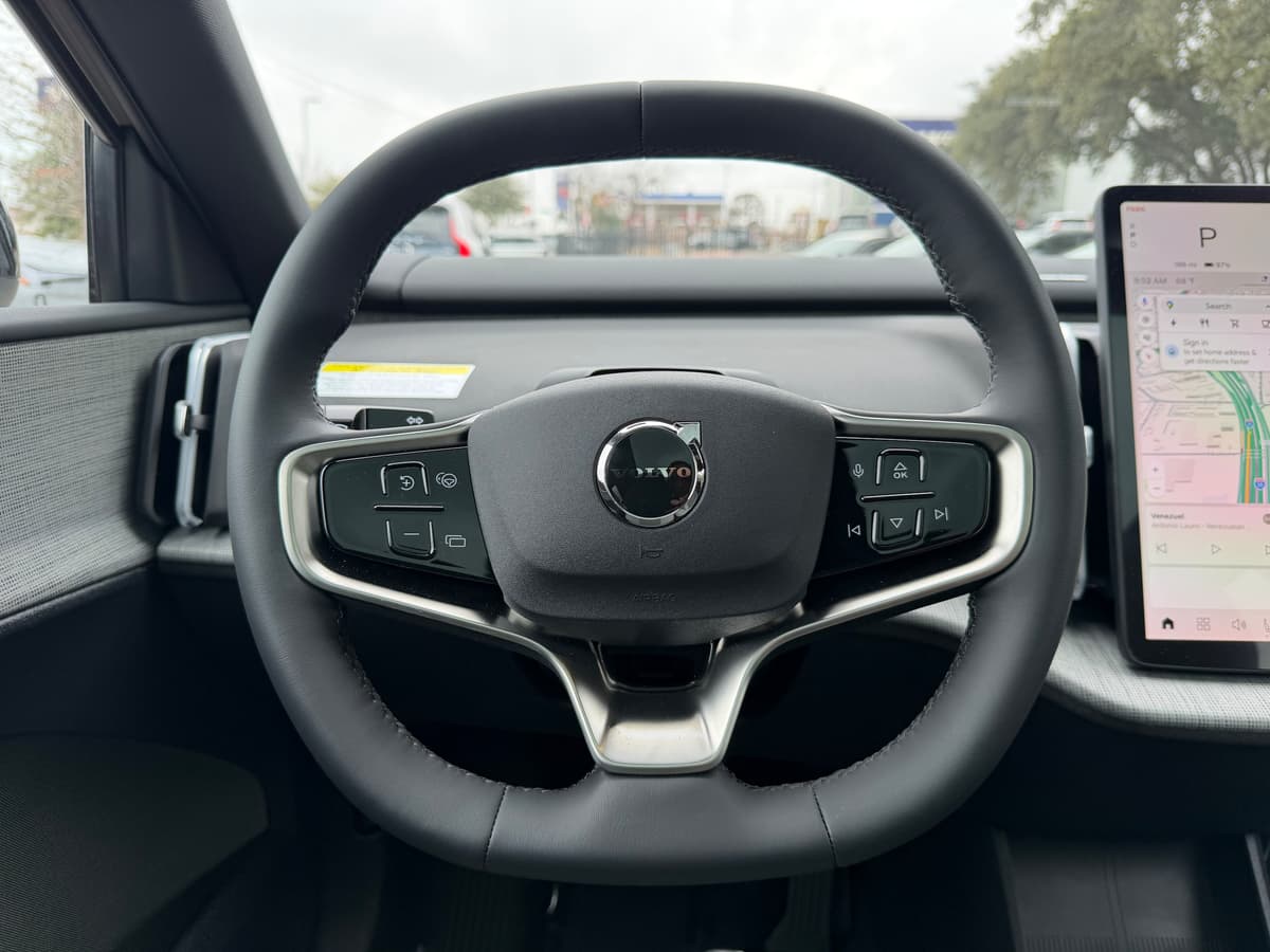 2026 Volvo EX30 Cross Country - Image 14