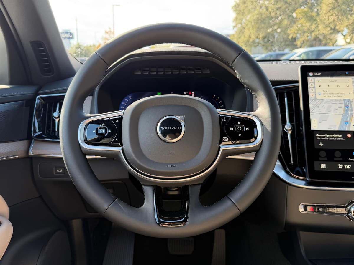 2026 Volvo XC90 - Image 15