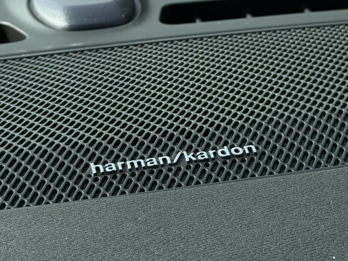 2026 Volvo XC40 - Image 15