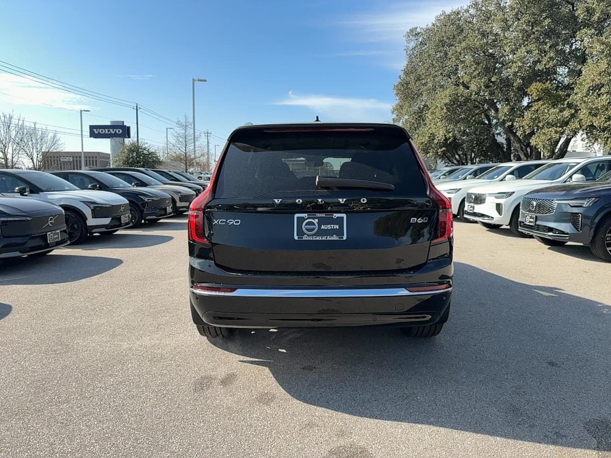 2026 Volvo XC90 - Image 4