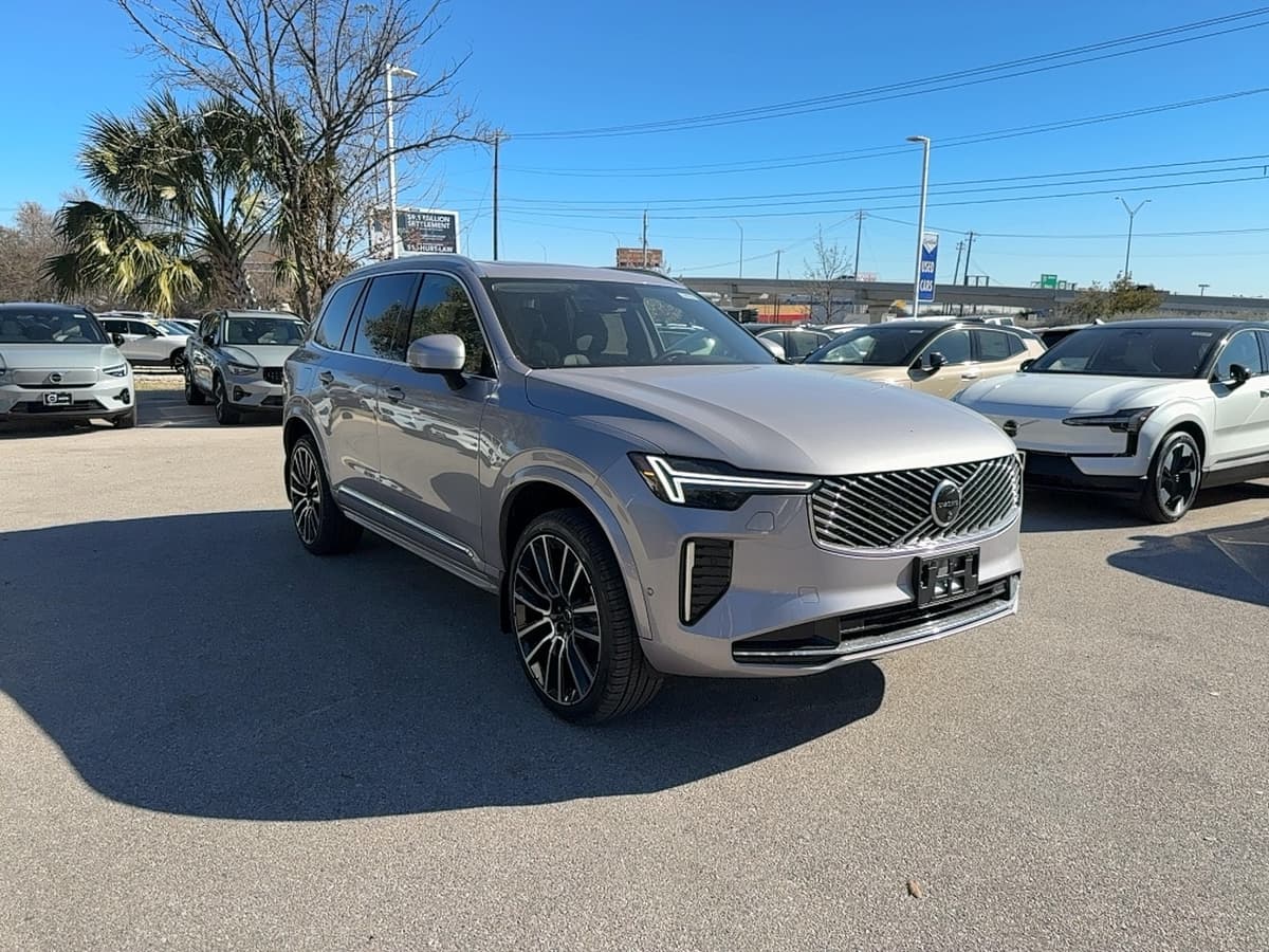 2026 Volvo XC90 - Image 7