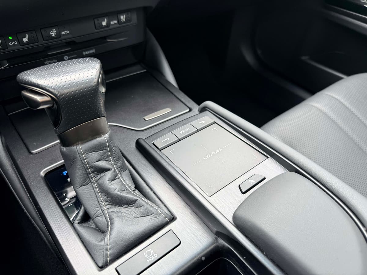 2022 LEXUS ES 350 - Image 24