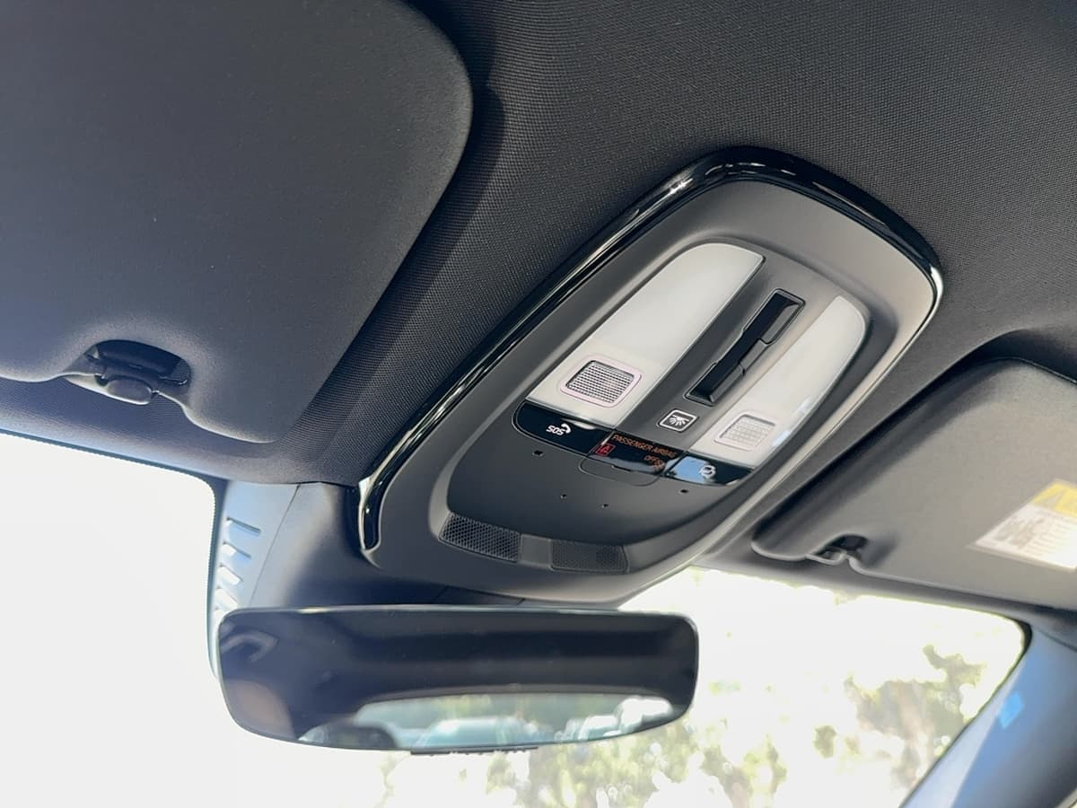 2026 Volvo XC60 - Image 20