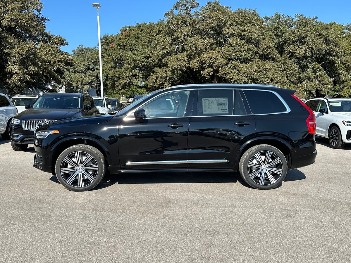 2025 Volvo XC90 - Image 3