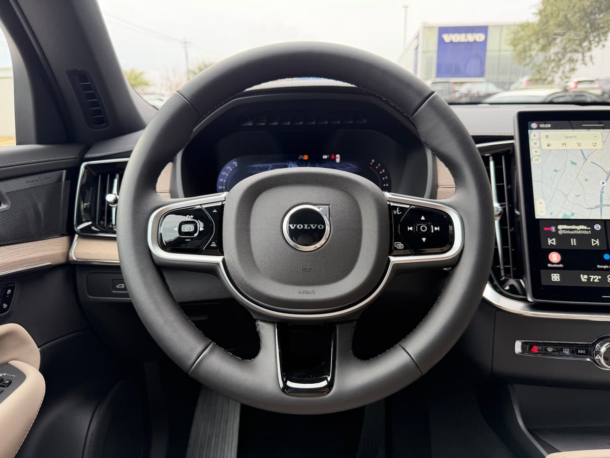 2026 Volvo XC90 - Image 15