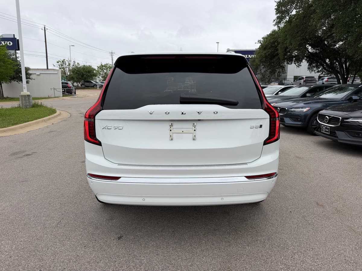 2026 Volvo XC90 - Image 5