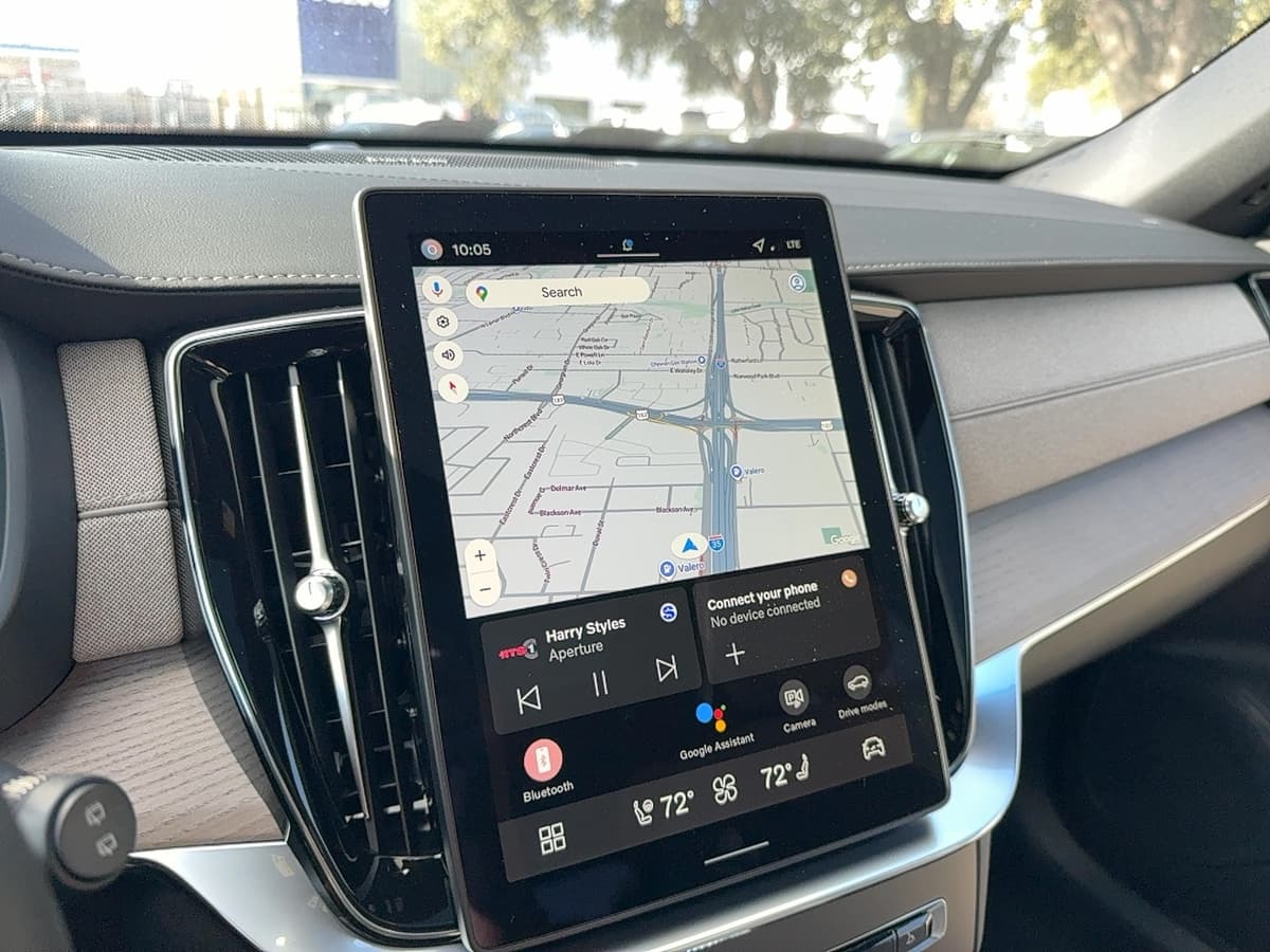 2026 Volvo XC90 - Image 23