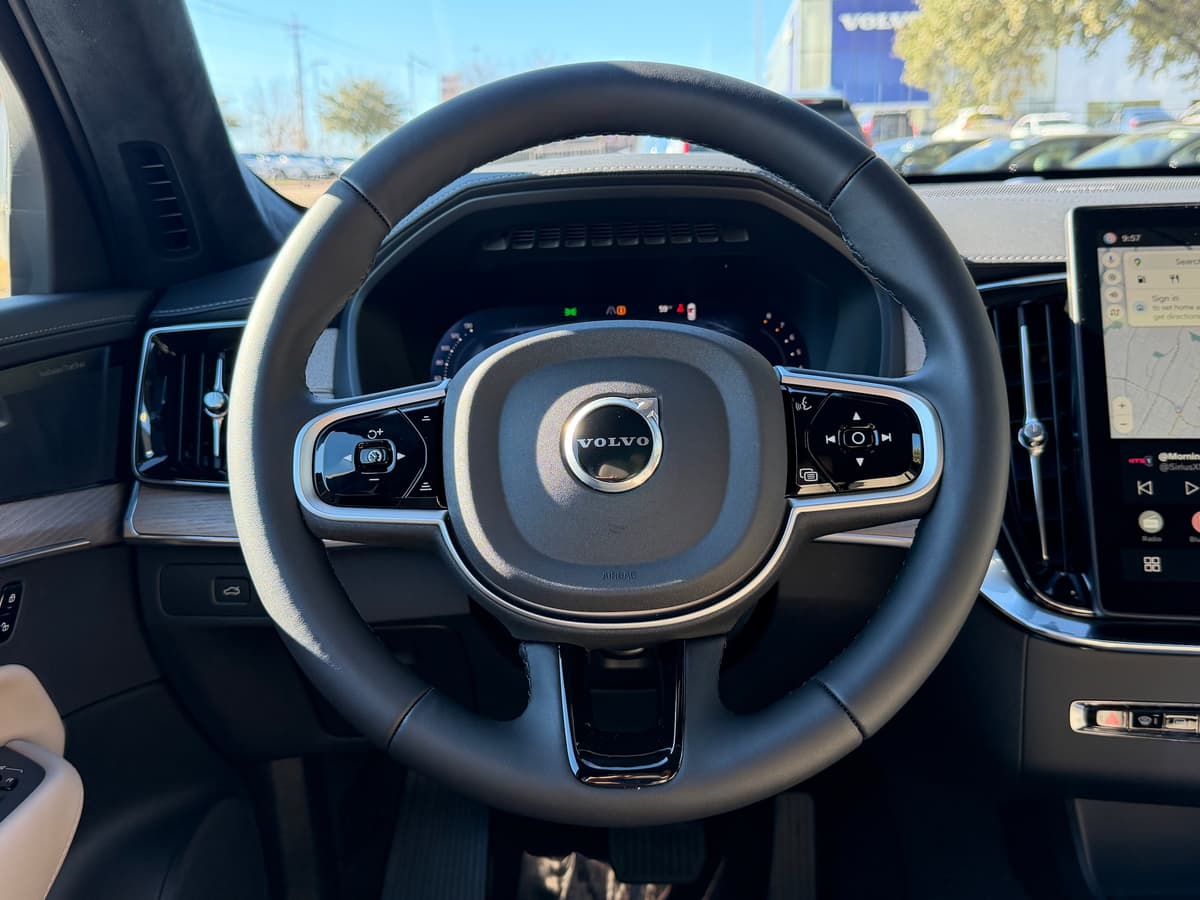 2026 Volvo XC90 - Image 15