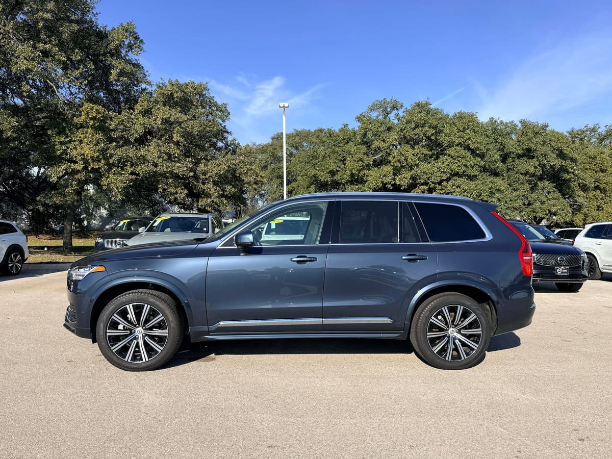 2025 Volvo XC90 - Image 3