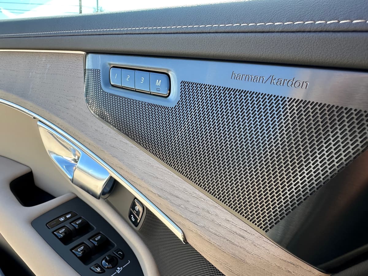 2026 Volvo XC90 - Image 19