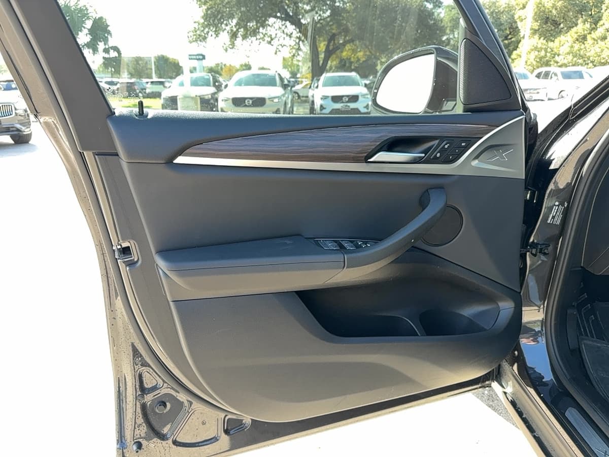 2021 BMW X3 - Image 8