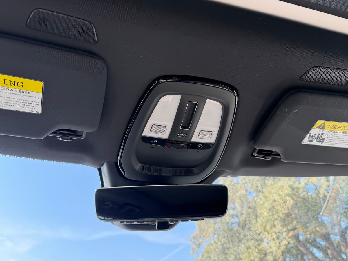 2026 Volvo XC90 - Image 17