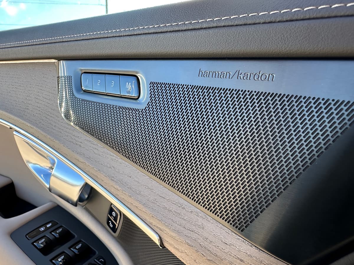 2026 Volvo XC90 - Image 19