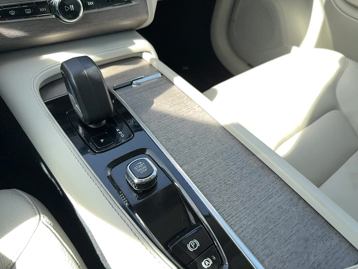 2023 Volvo XC90 - Image 21