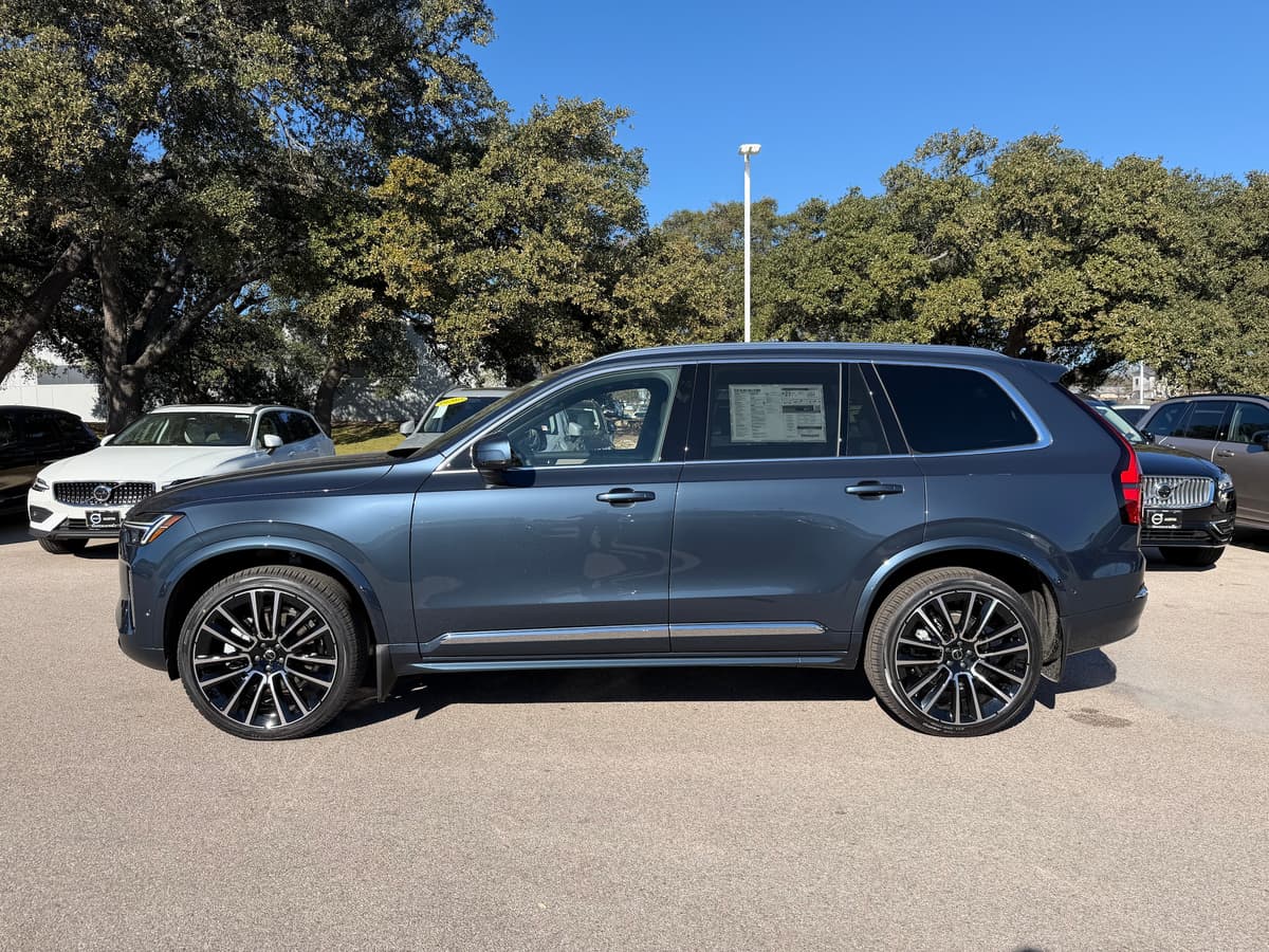 2026 Volvo XC90 - Image 3