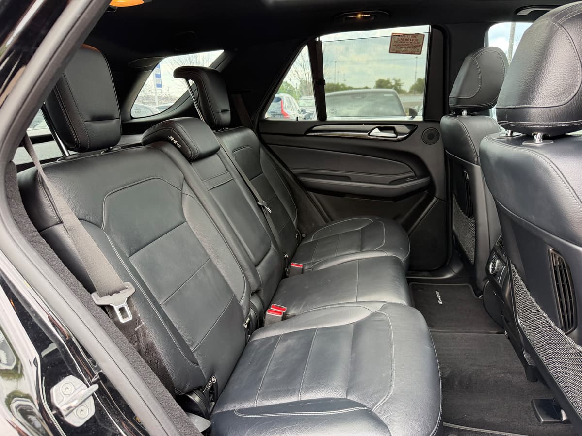 2019 Mercedes-Benz AMG GLE 43 - Image 12