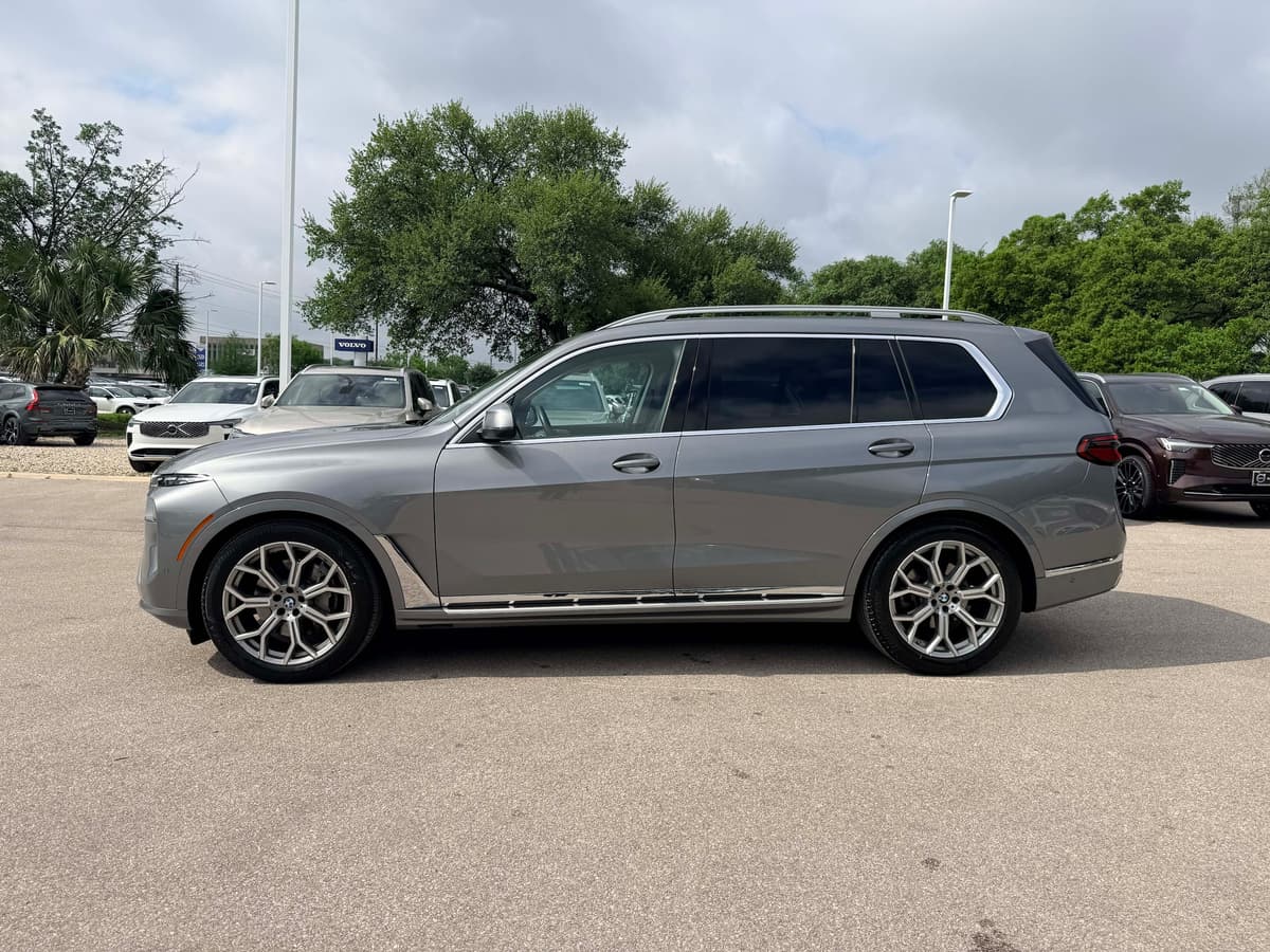 2026 BMW X7 - Image 2