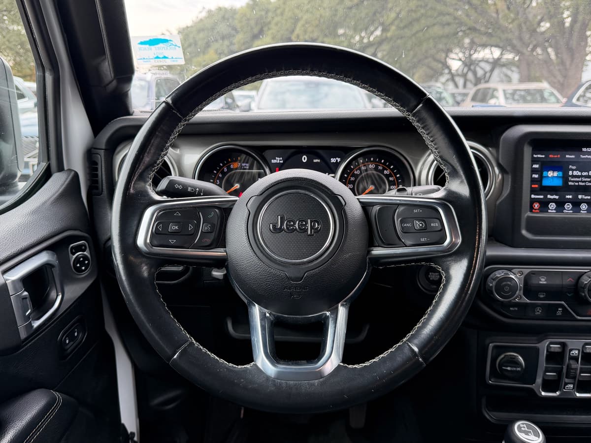 2019 Jeep Wrangler - Image 13