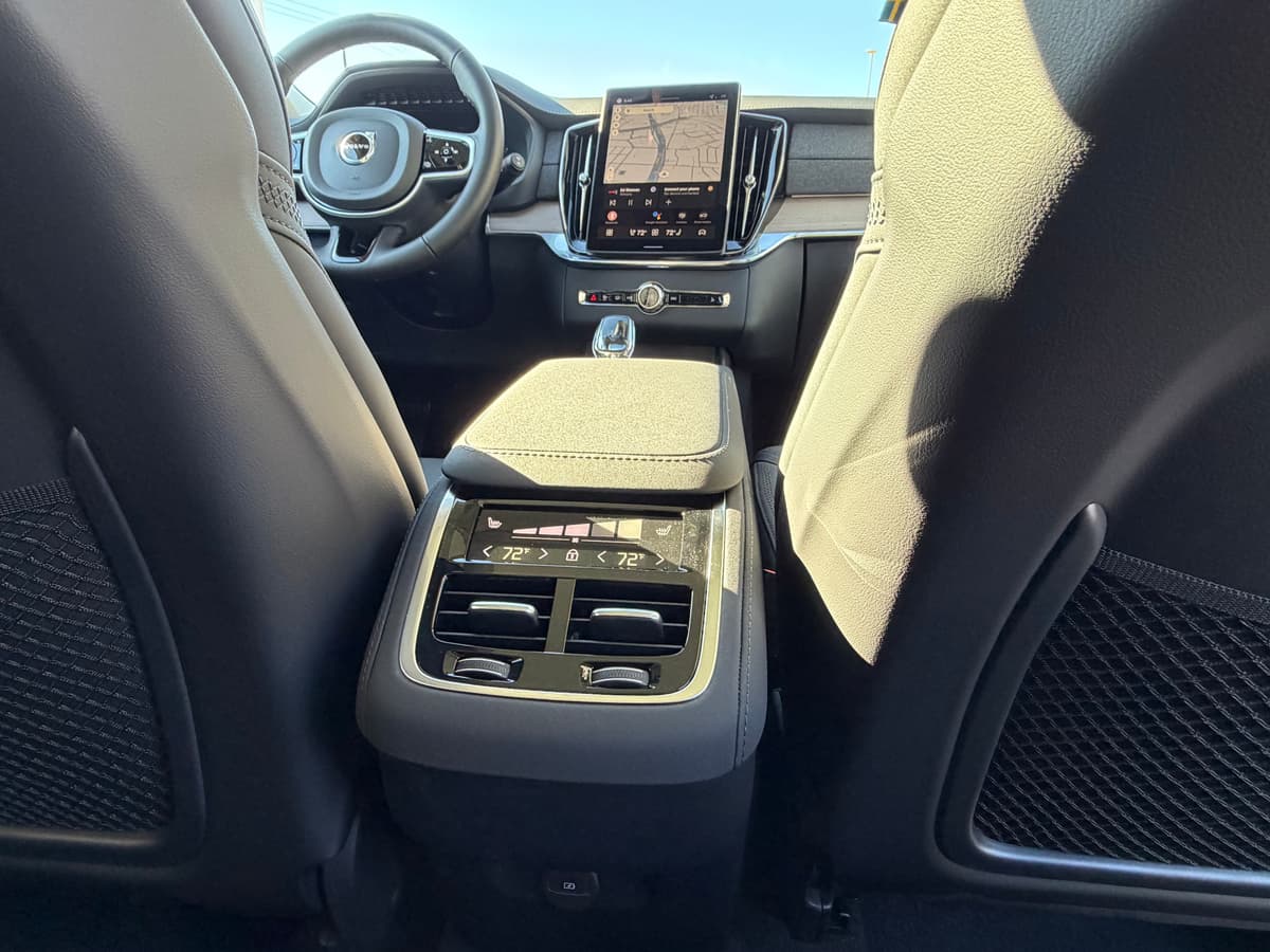 2026 Volvo XC90 - Image 12