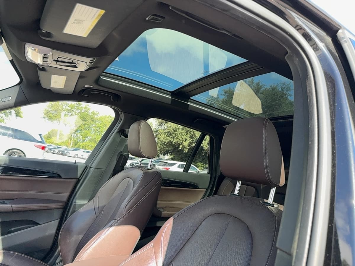 2021 BMW X1 - Image 13