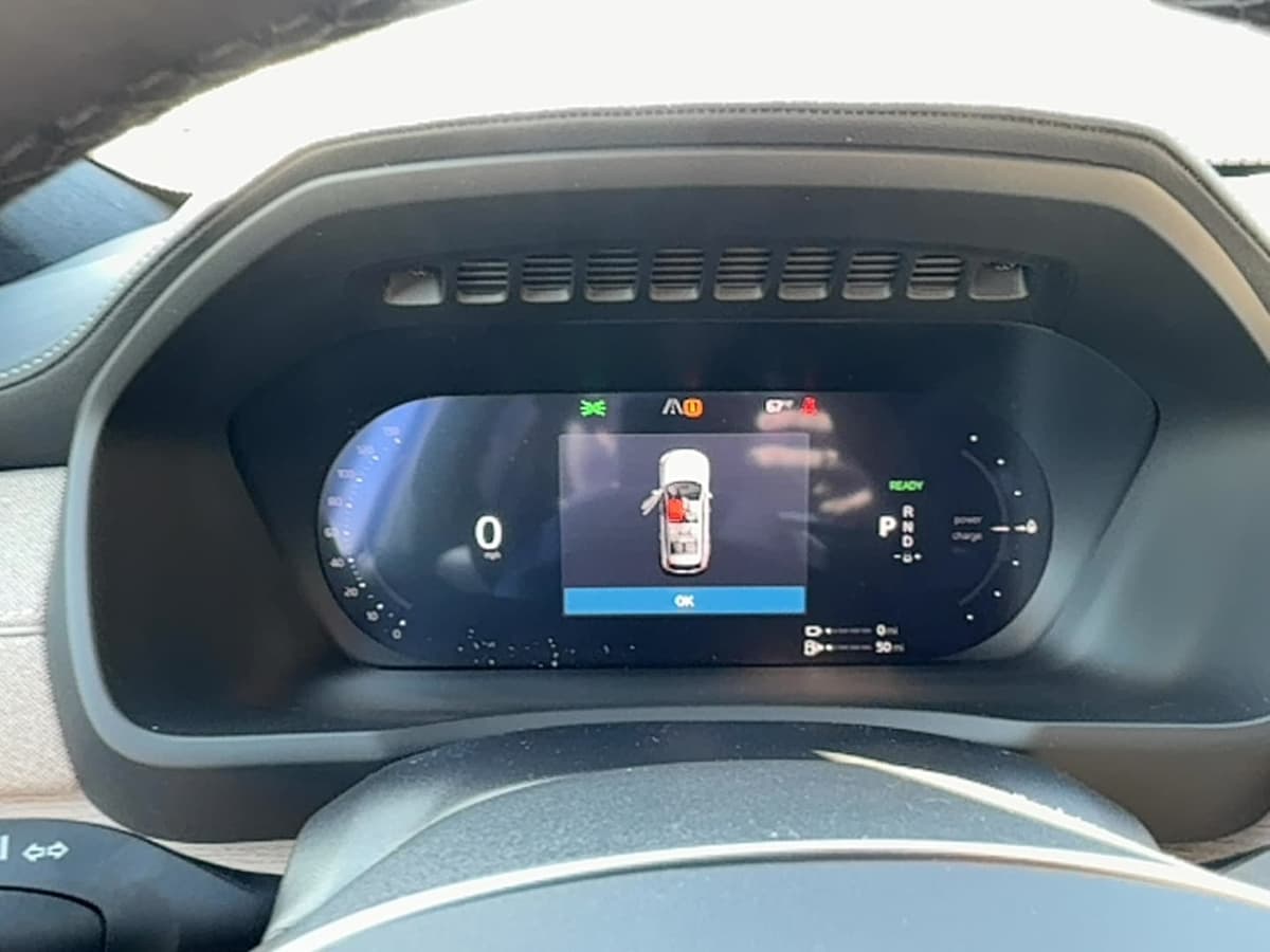 2026 Volvo XC90 plug-in hybrid - Image 21