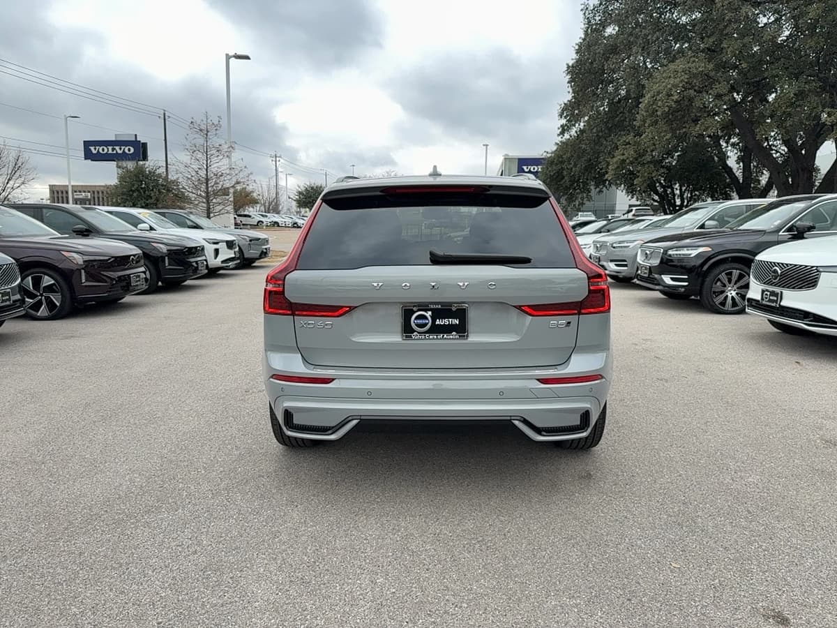 2026 Volvo XC60 - Image 5