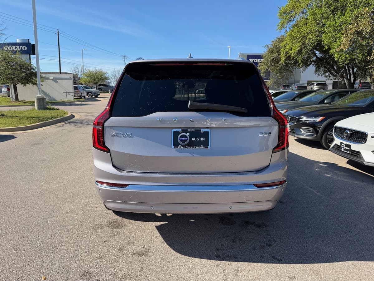 2026 Volvo XC90 - Image 5