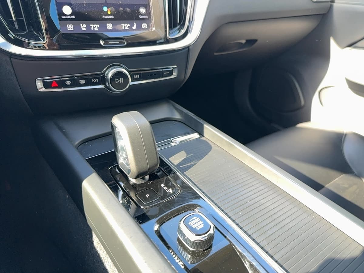 2024 Volvo S60 - Image 23