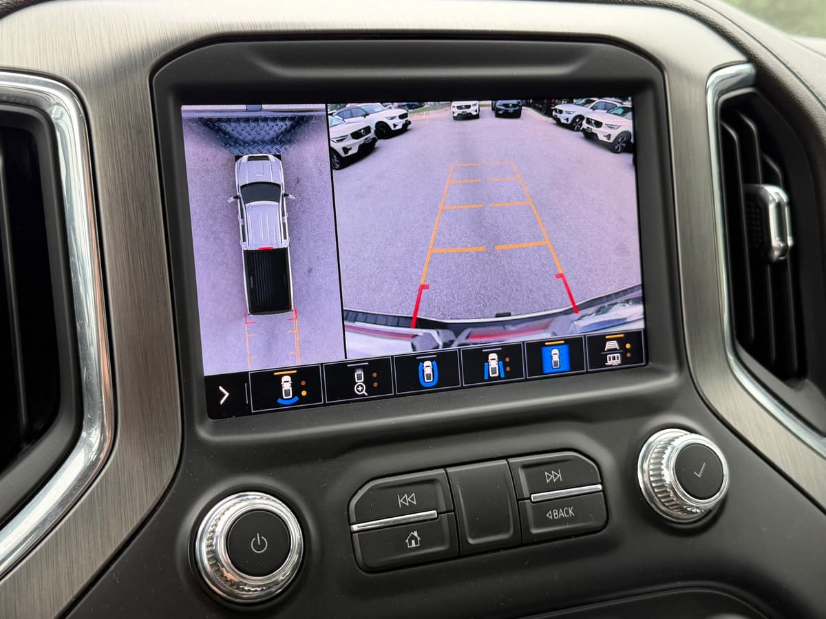 2022 GMC Sierra 2500 HD - Image 21