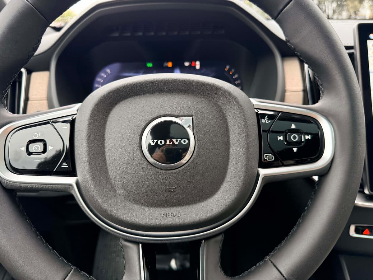 2026 Volvo XC90 - Image 20