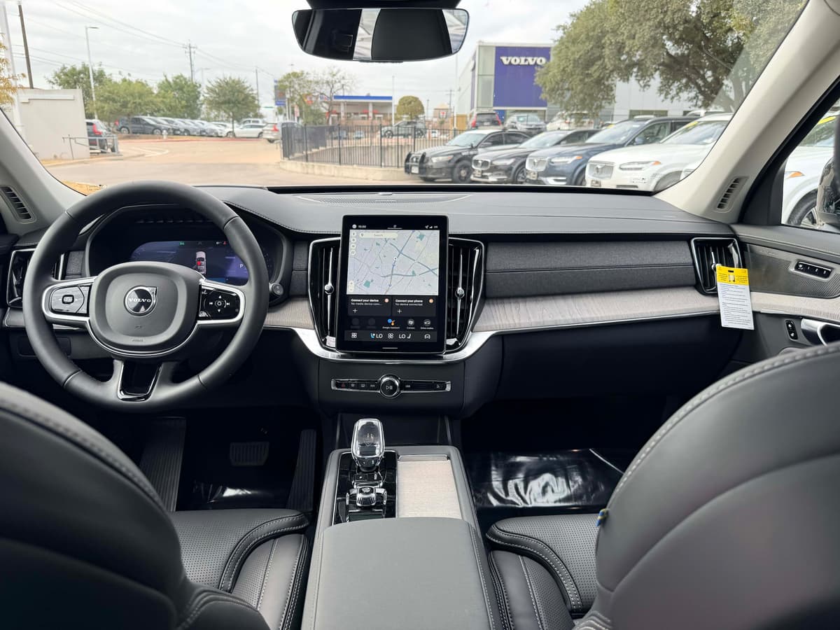 2026 Volvo XC90 - Image 19