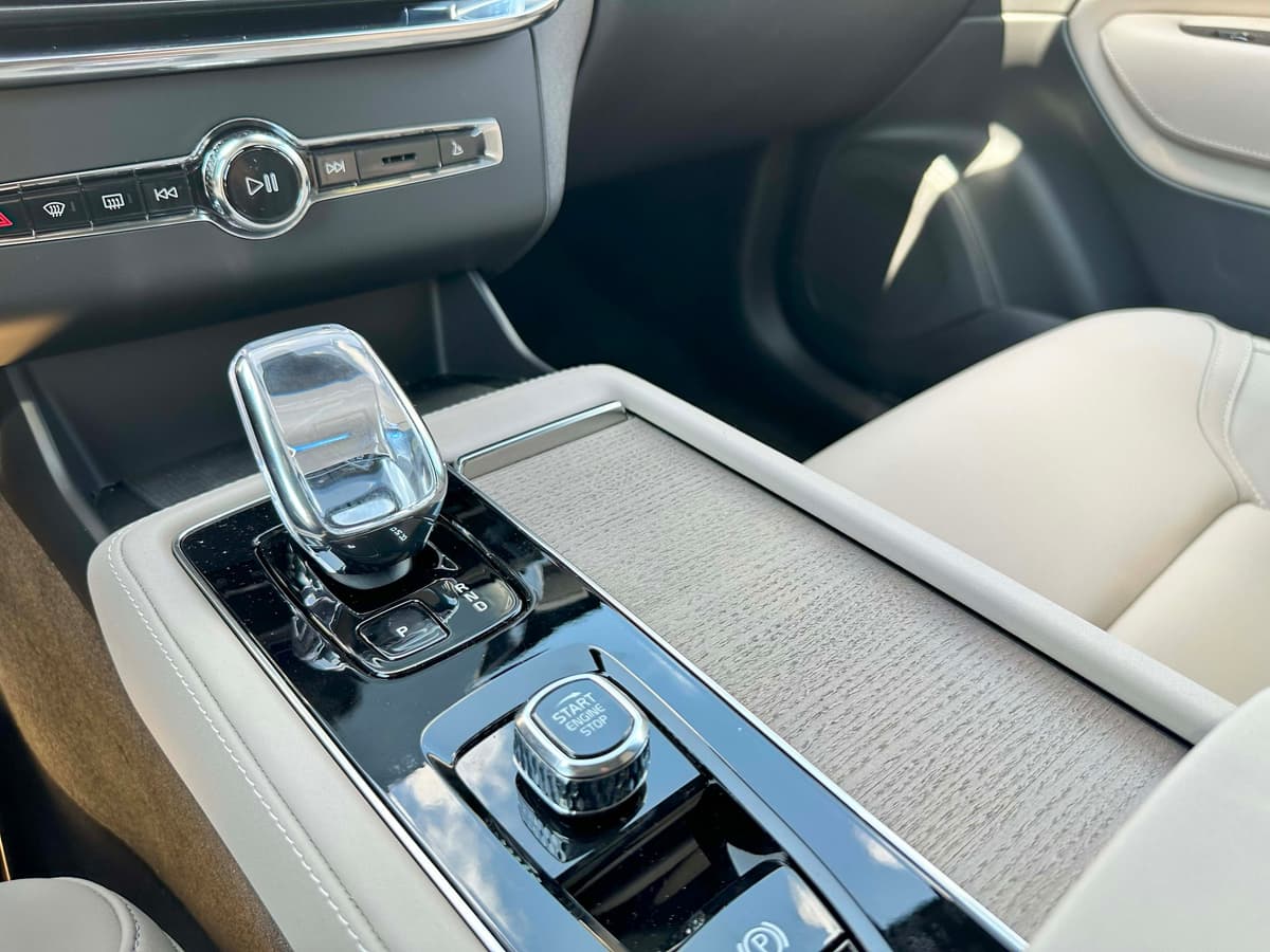 2026 Volvo XC90 - Image 24