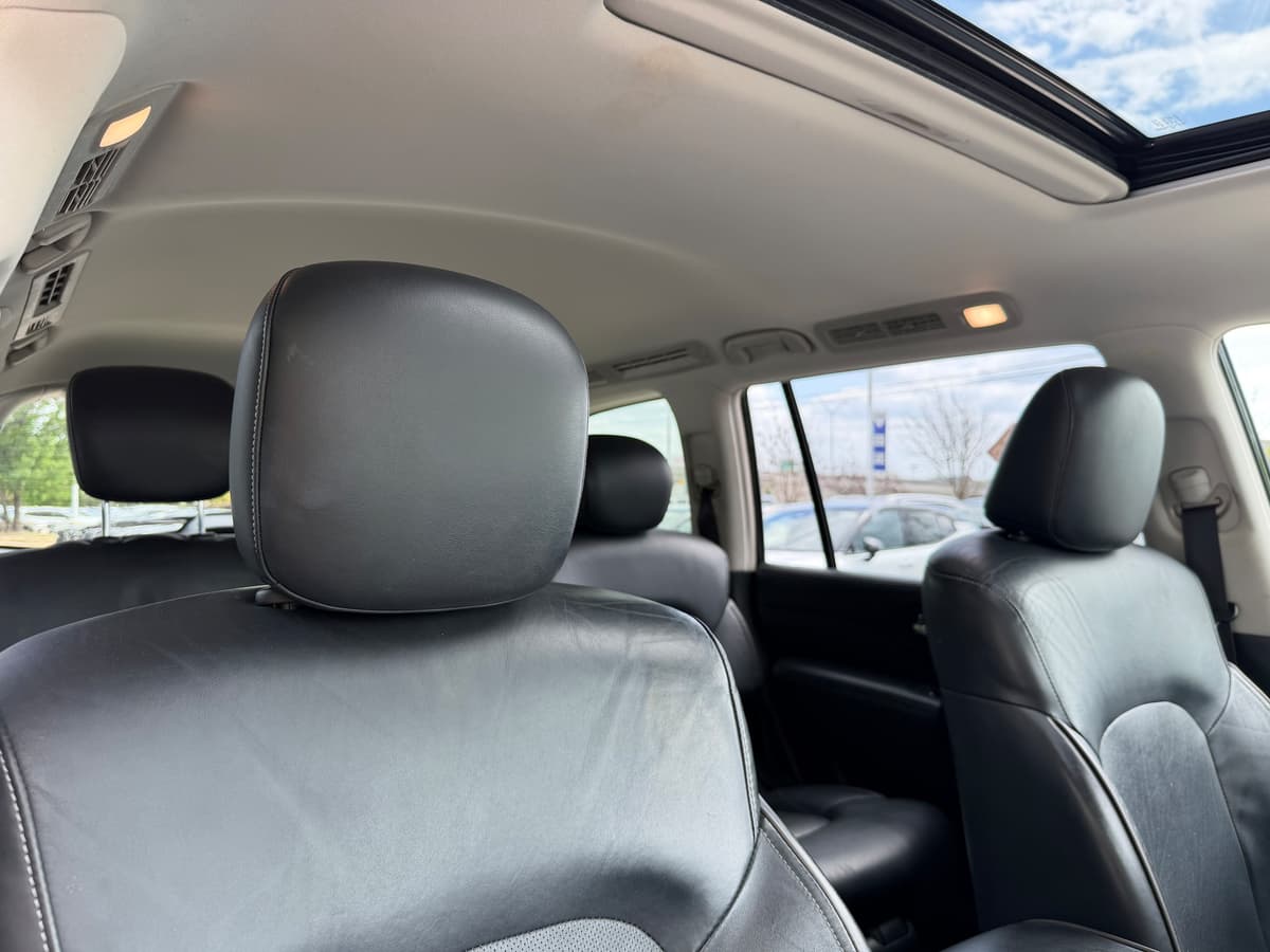 2019 INFINITI QX80 - Image 11