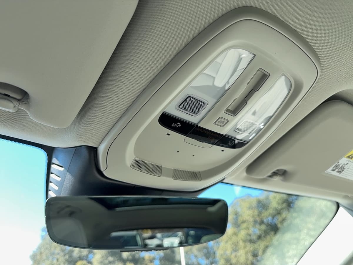 2026 Volvo XC60 - Image 24