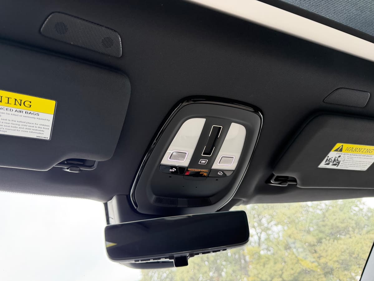 2026 Volvo XC90 - Image 17